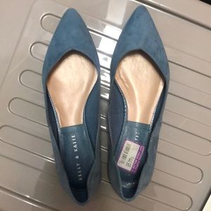 Women’s size 9 blue flats! New!